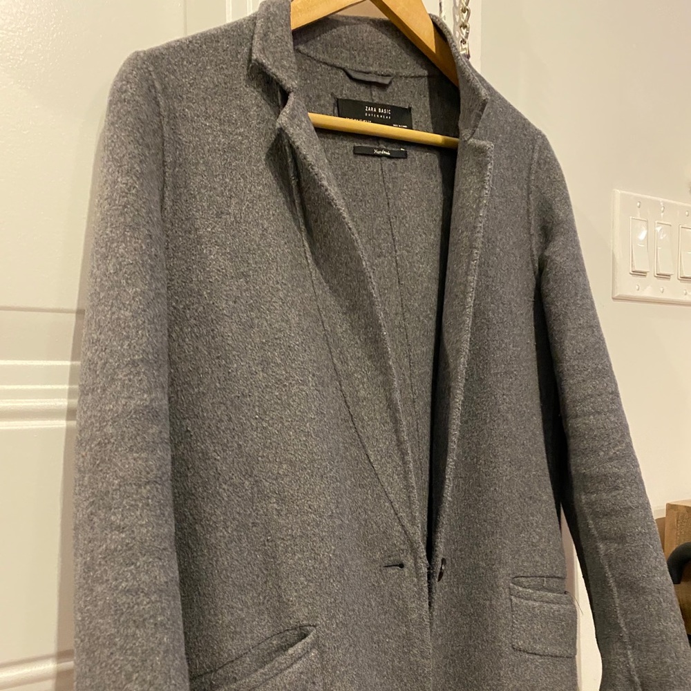 🚫SOLD🚫ZARA basic gray coat - Picture 2 of 6